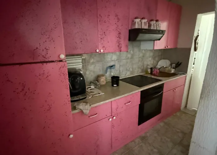 Privatan Smestaj Plava Kuca منزل للإقامة *