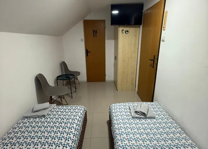 منزل للإقامة Privatan Smestaj Plava Kuca *